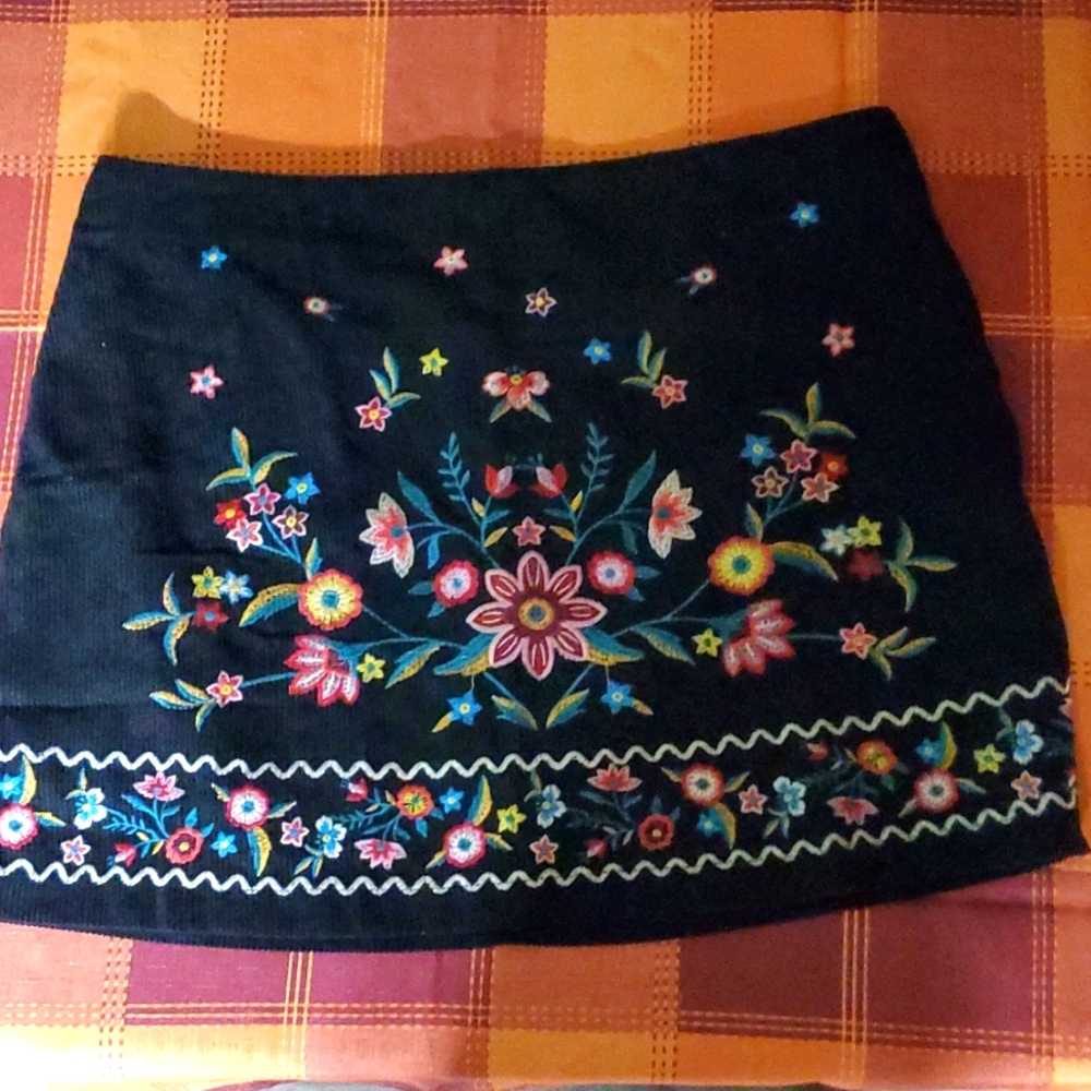 Corduroy Embroidered mini